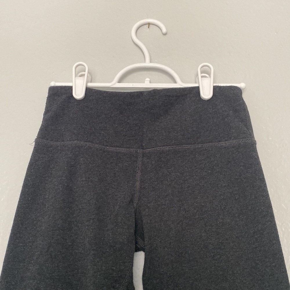 lululemon leggings - Picture 2 of 4